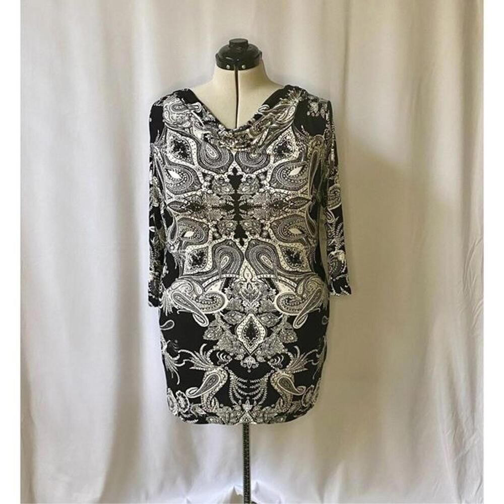 Soma black and white paisley tunic. New with tags